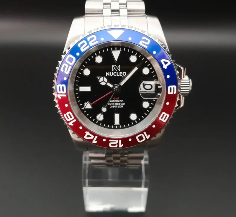 Nucleo-Gmt-Master-Pepsi-Homage-con-Movimento-Automatico-Giapponese-Quadrante-Nero-Lunetta-Blu-e-Rossa-Lancetta-24h-Rossa-Bracciale-Jubilee