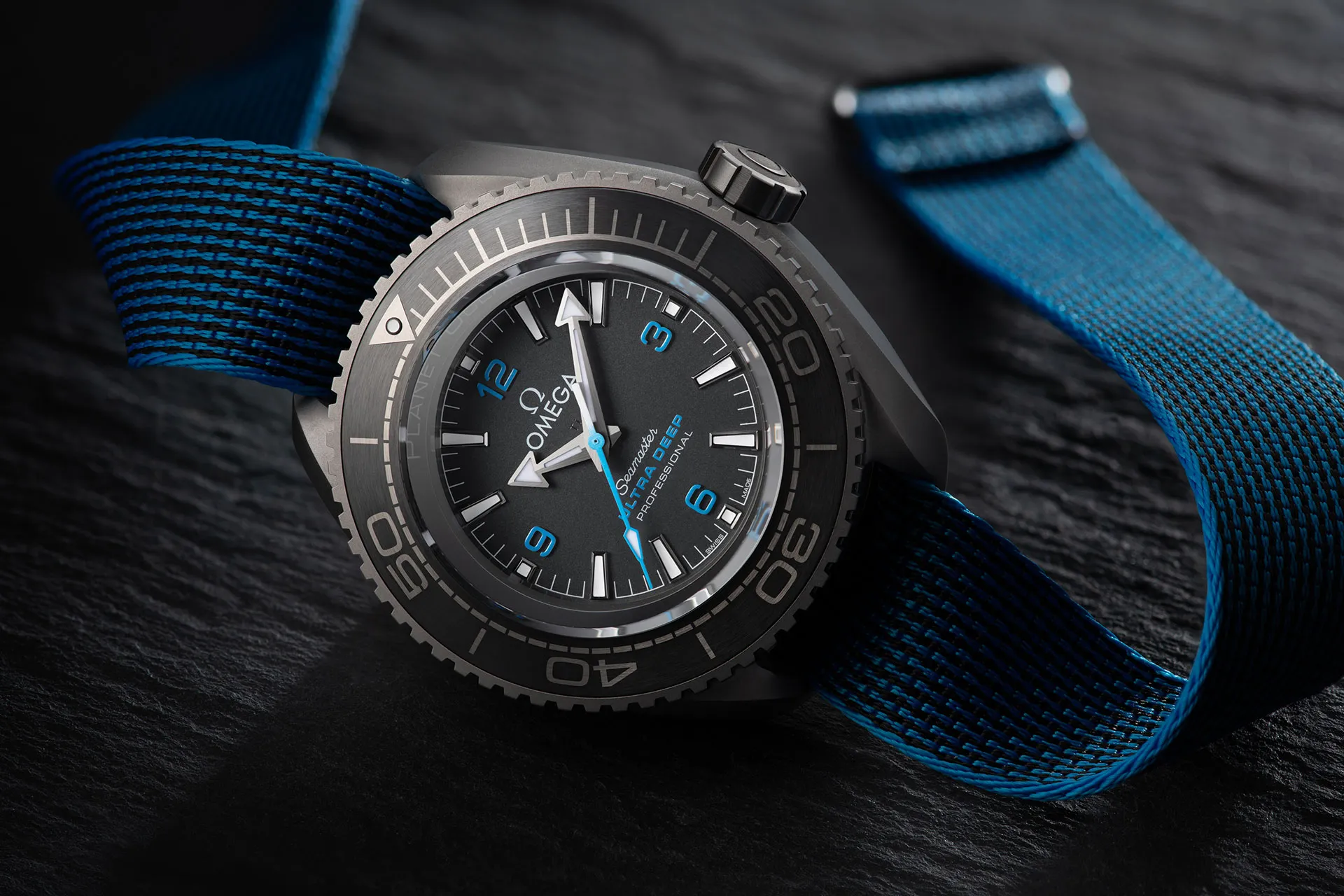 omega-seamaster-planet-ocean-ultra-deep-professional